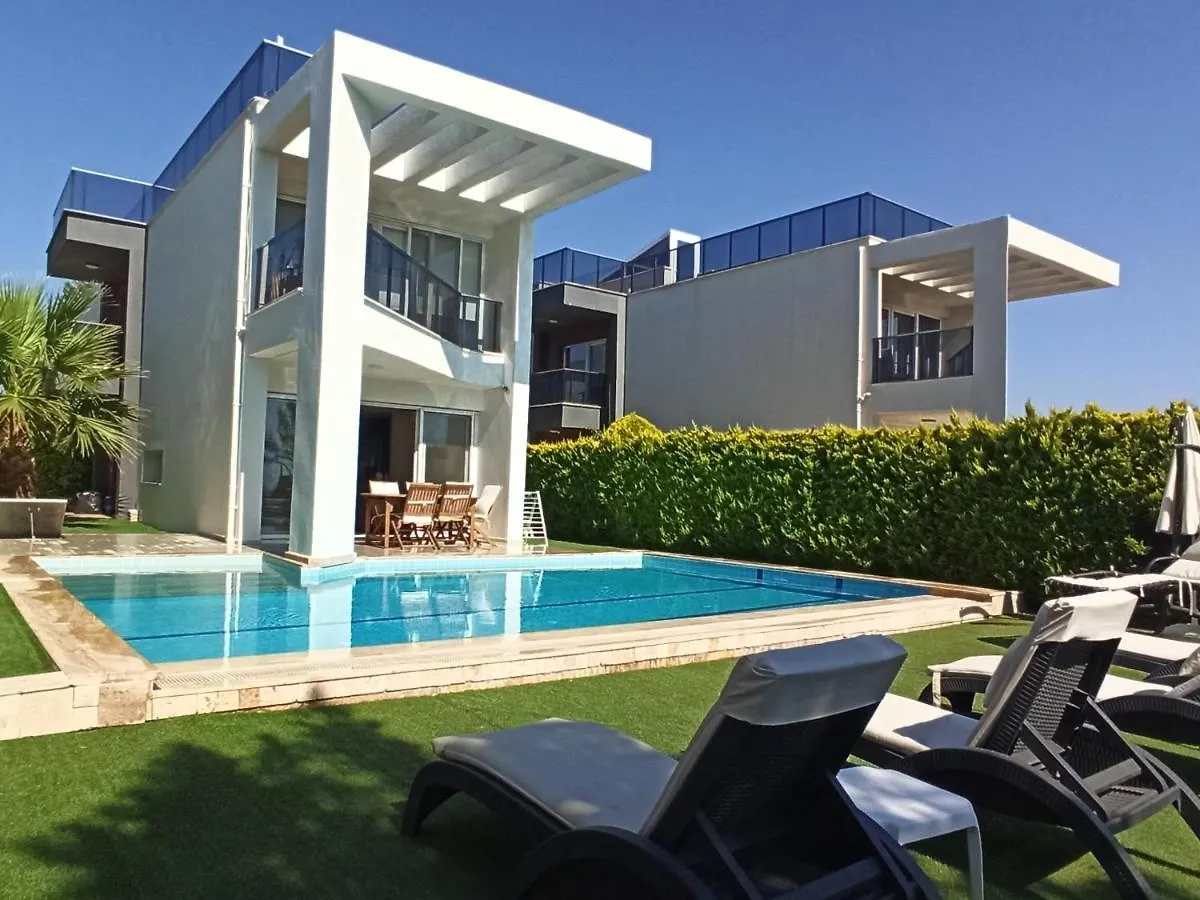Exclusive Villas Kusadasi 0*,